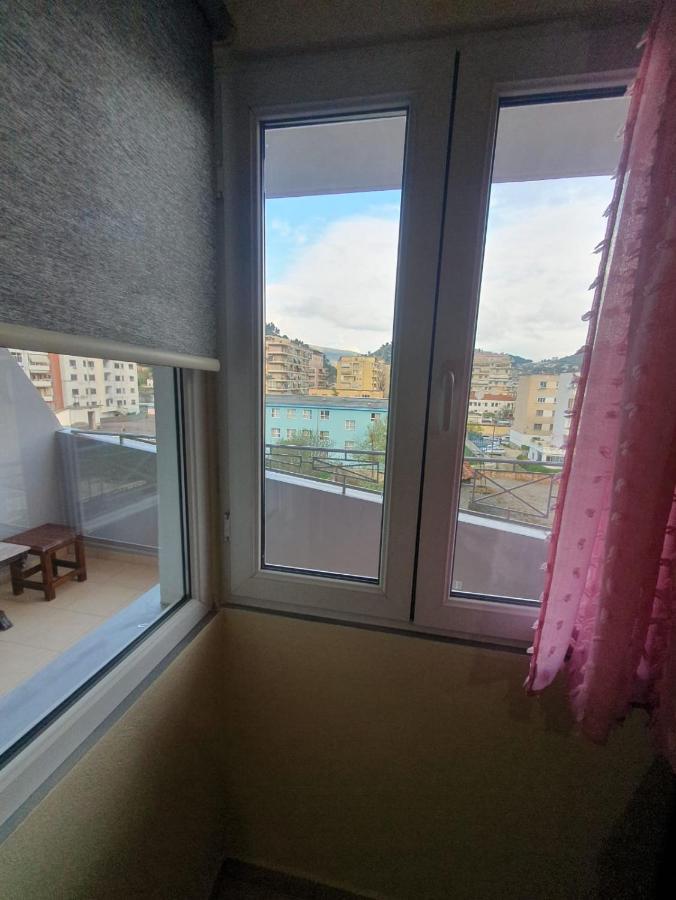 Guesthouse Family Doko 베라트 외부 사진